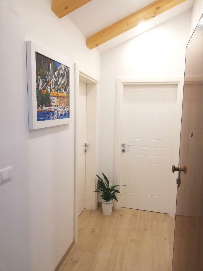 Lighthouse Central Apartments Omis Luaran gambar